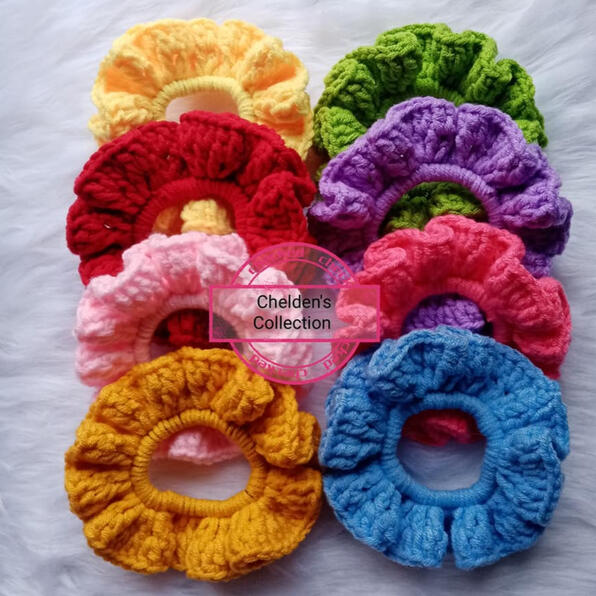 Crochet scrunchies ₱35